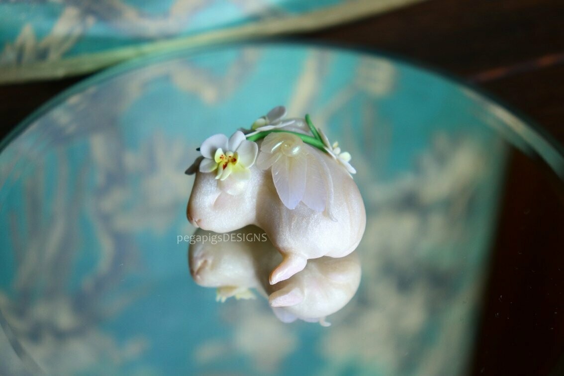 Pearl Pegapiggy "White Orchid"