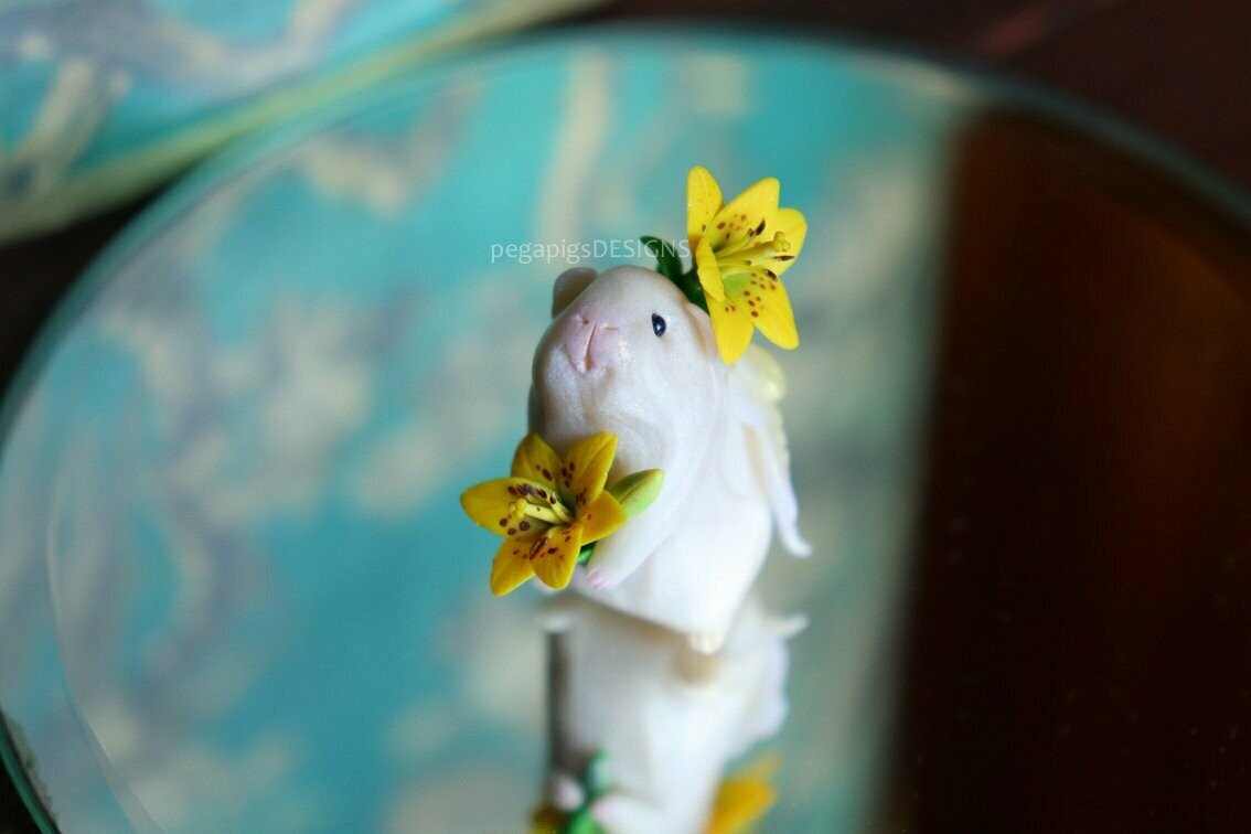 Pearl Pegapiggy "Yellow Lily"