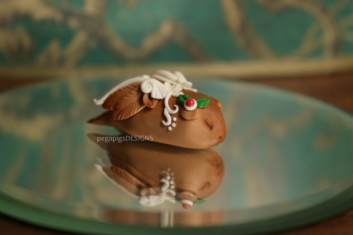 Sleepy Gingerbread Pegapiggy