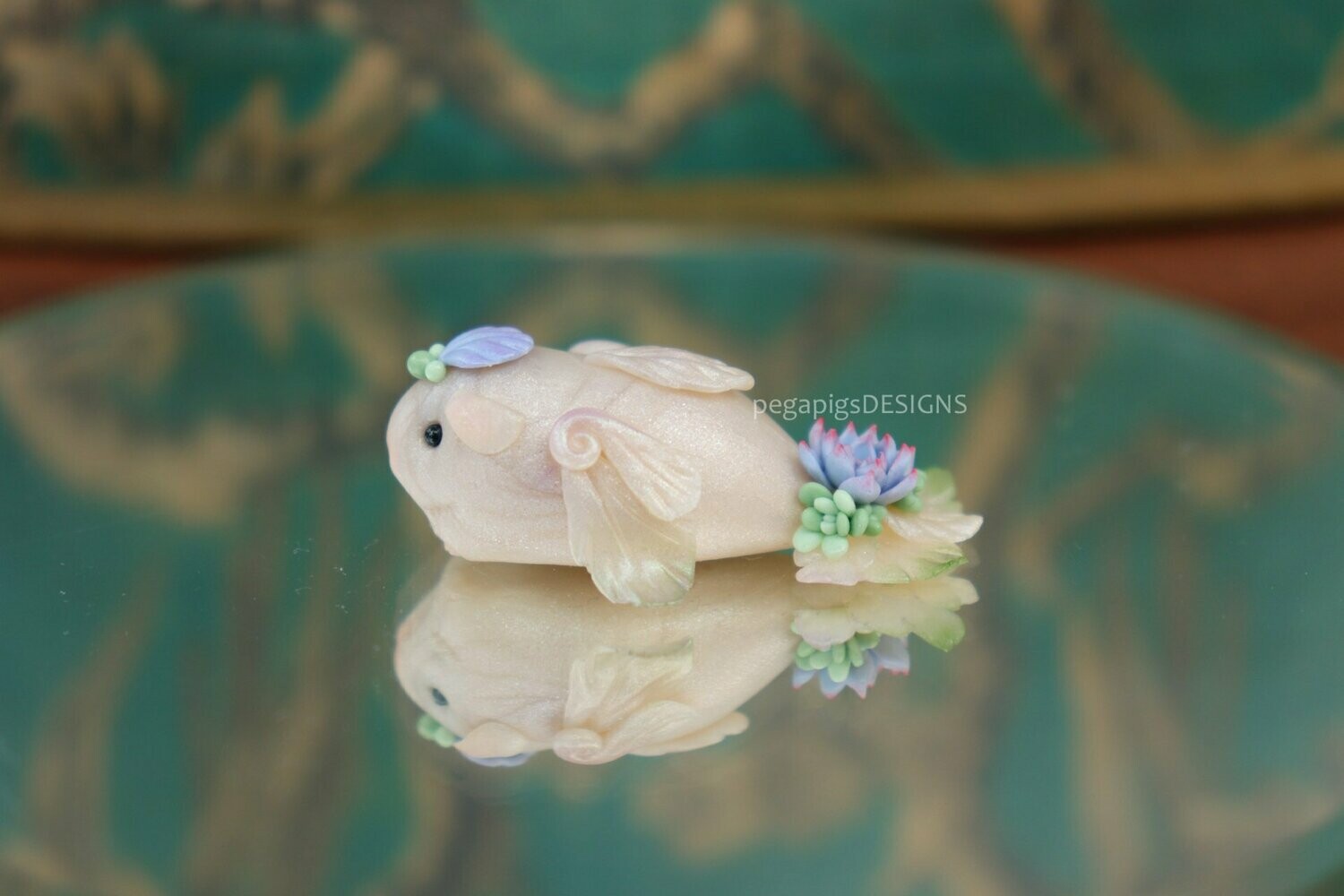Pearl Mermapig "Lilac Succulent"