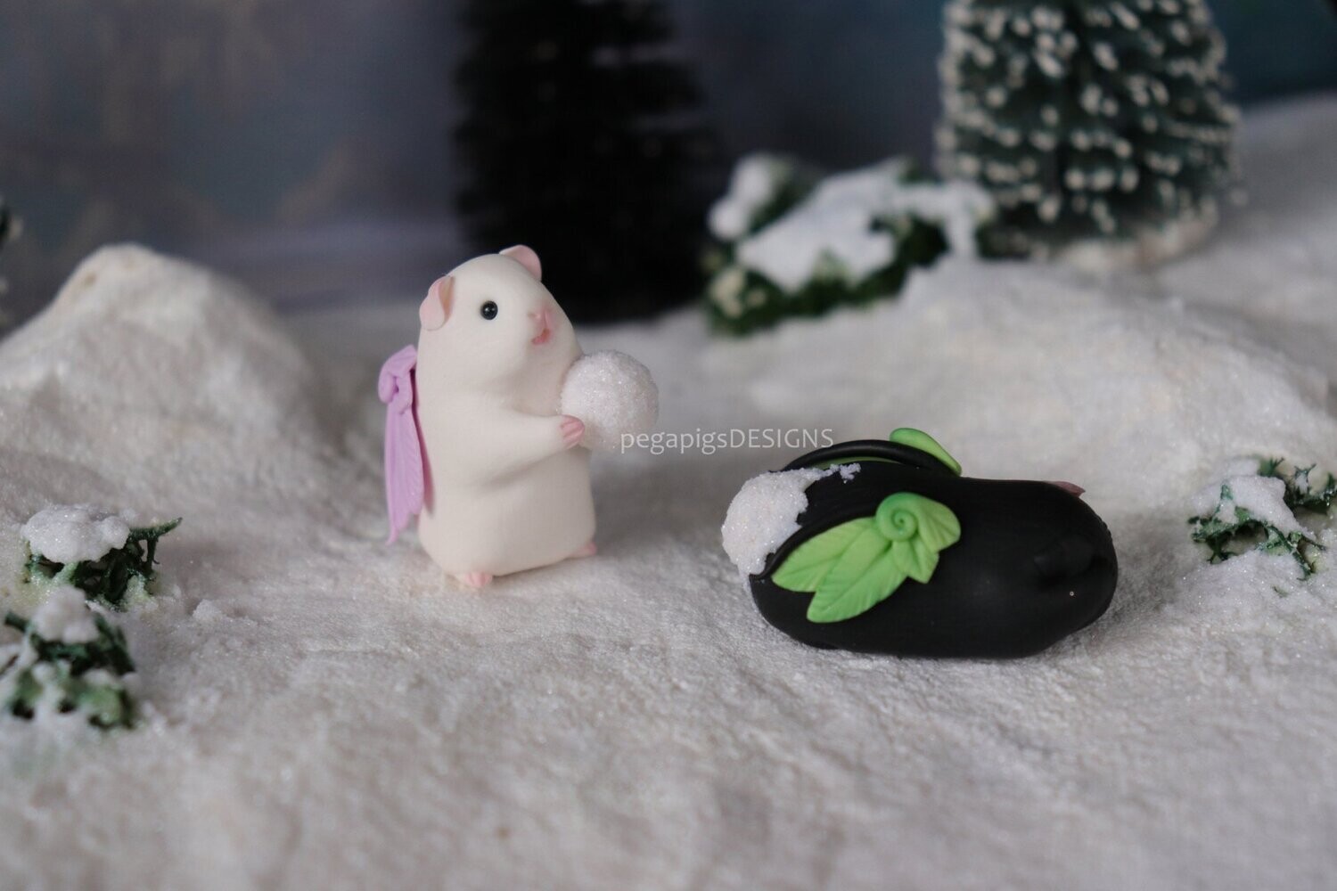 Snowball fight pegapiggy set