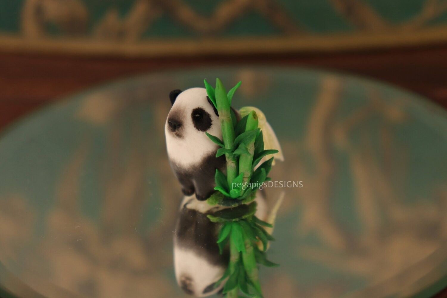 Panda pegapiggy with bamboo