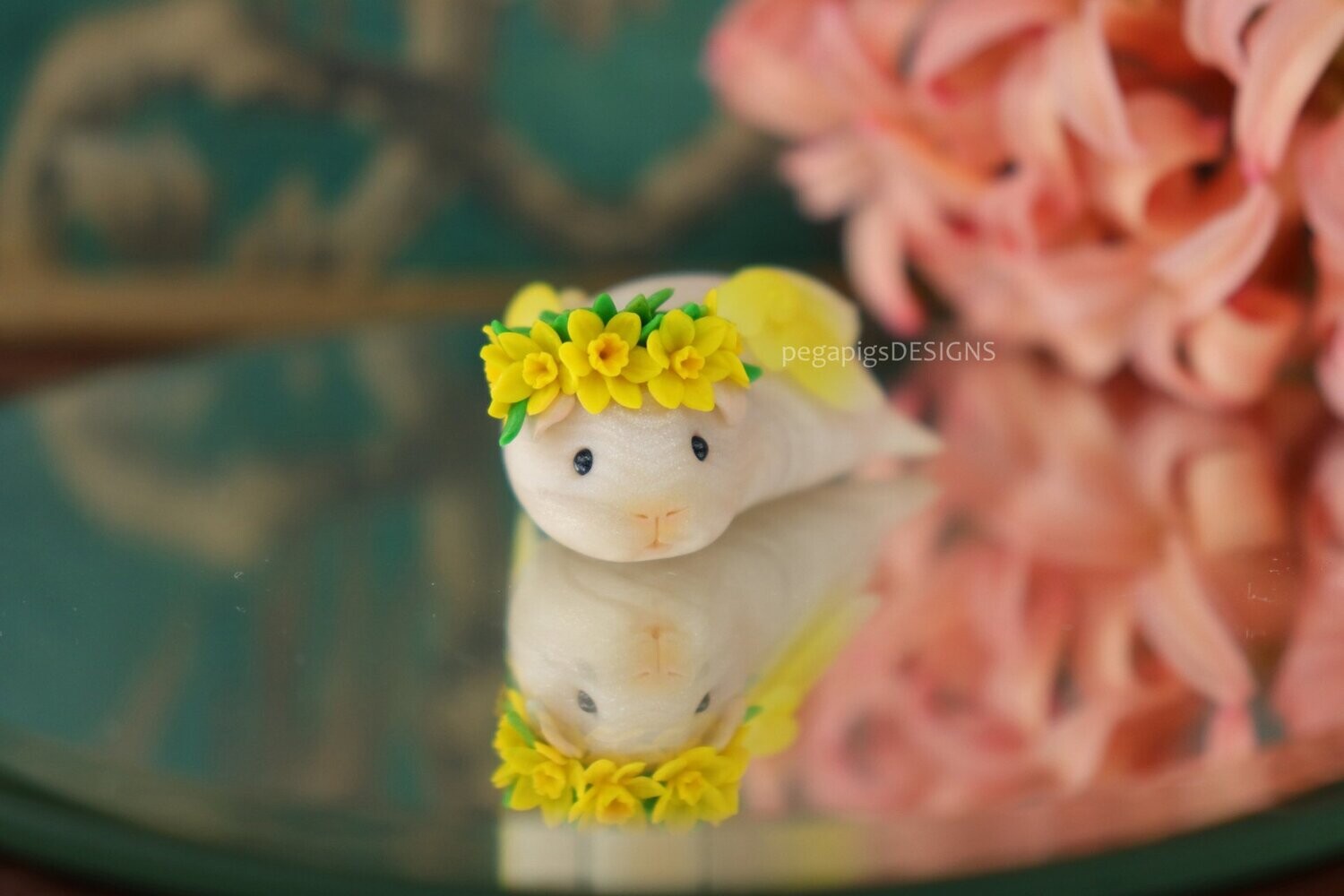 Pearl Pegapiggy - Narcissus