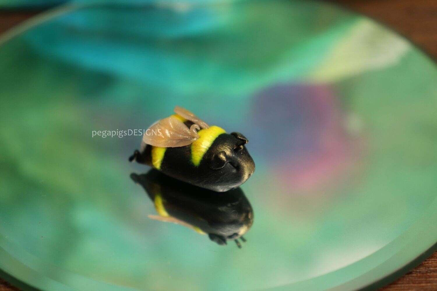 #12 Sleepy Bumblepig Sploot