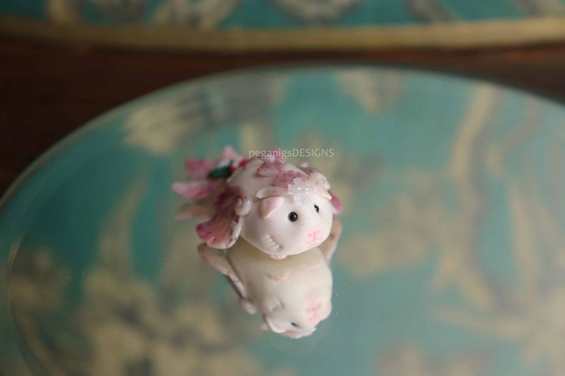 Hollies & Snowflakes - mermapig figurine