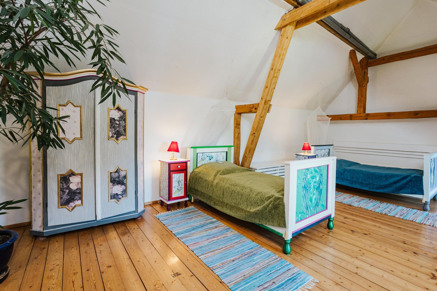 14.-17.5.2026 Zimmer Atelier Heuboden für Petra und Ulrike