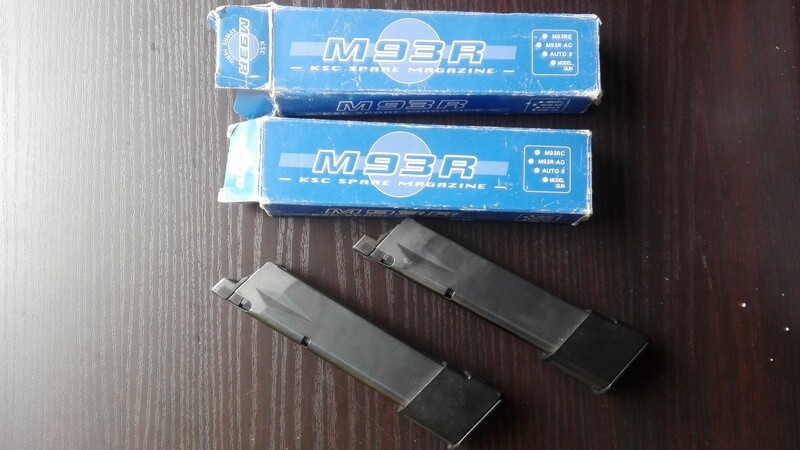 Chargeurs M93RII