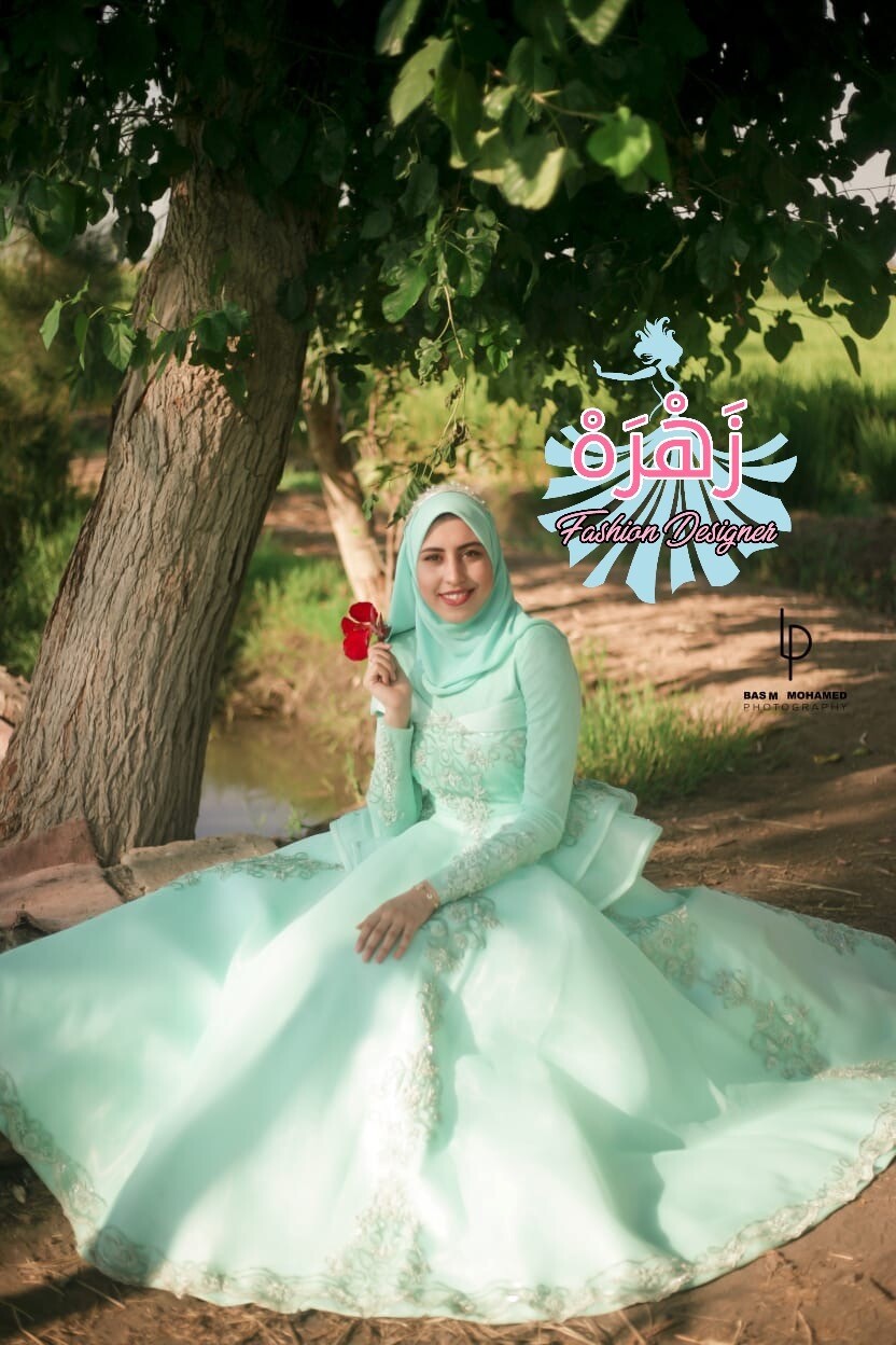 FOR SALE
فستان خطوبة