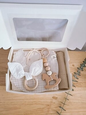 Baby gift box_ beige( 4 items)
