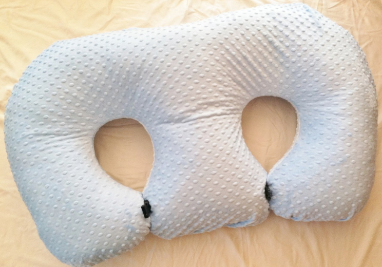TwinZ feeding pillow
