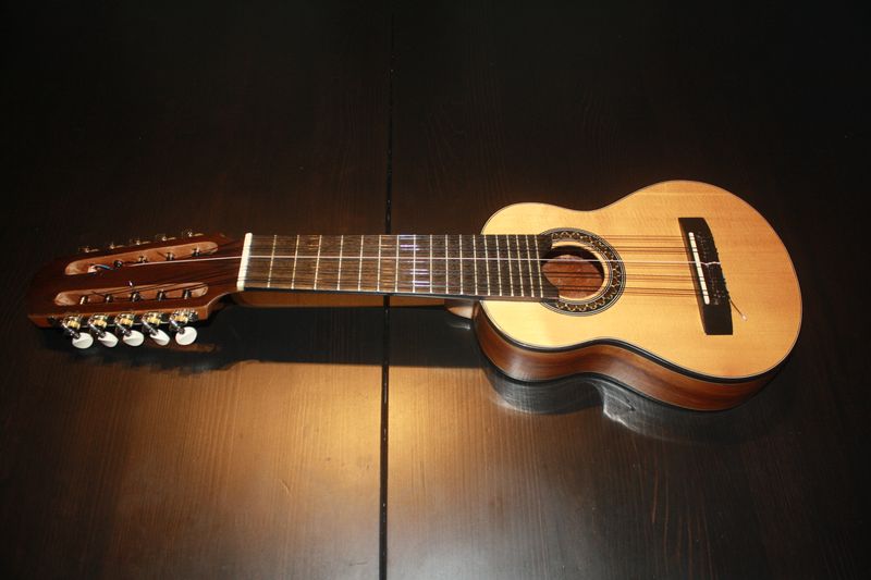A35 - Charango Ayacuchano