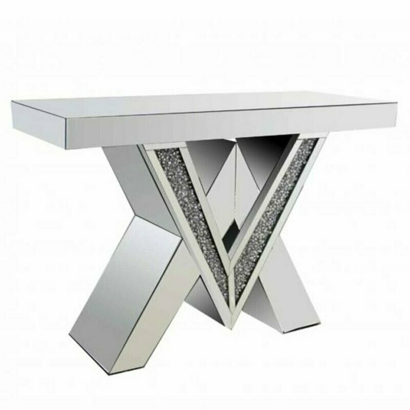 Volantis Diamond Crush Mirrored Console Table Volantis Diamond Crush Mirrored Console Table