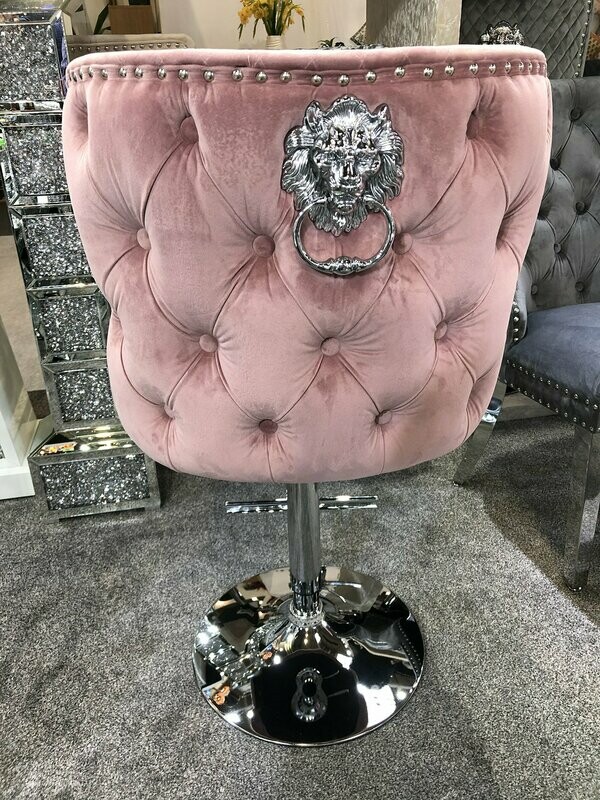 Cambridge Quilted Lion Knockerback Pink Velvet Bar Stool