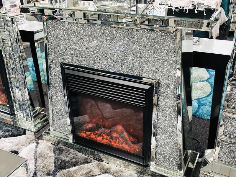 Pyramid Diamond Crush Mirrored Fireplace