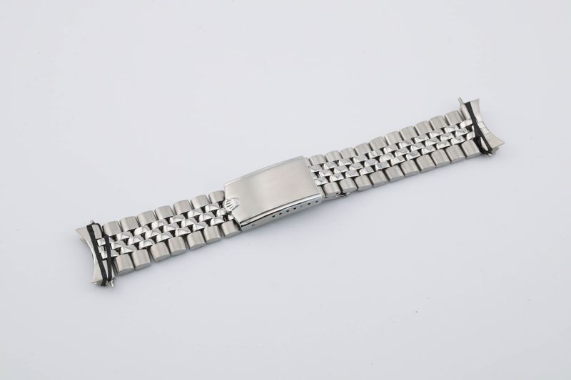 20MM Rolex SS USA Oval Jubilee Includes End pieces 18 Links &amp; End pieces