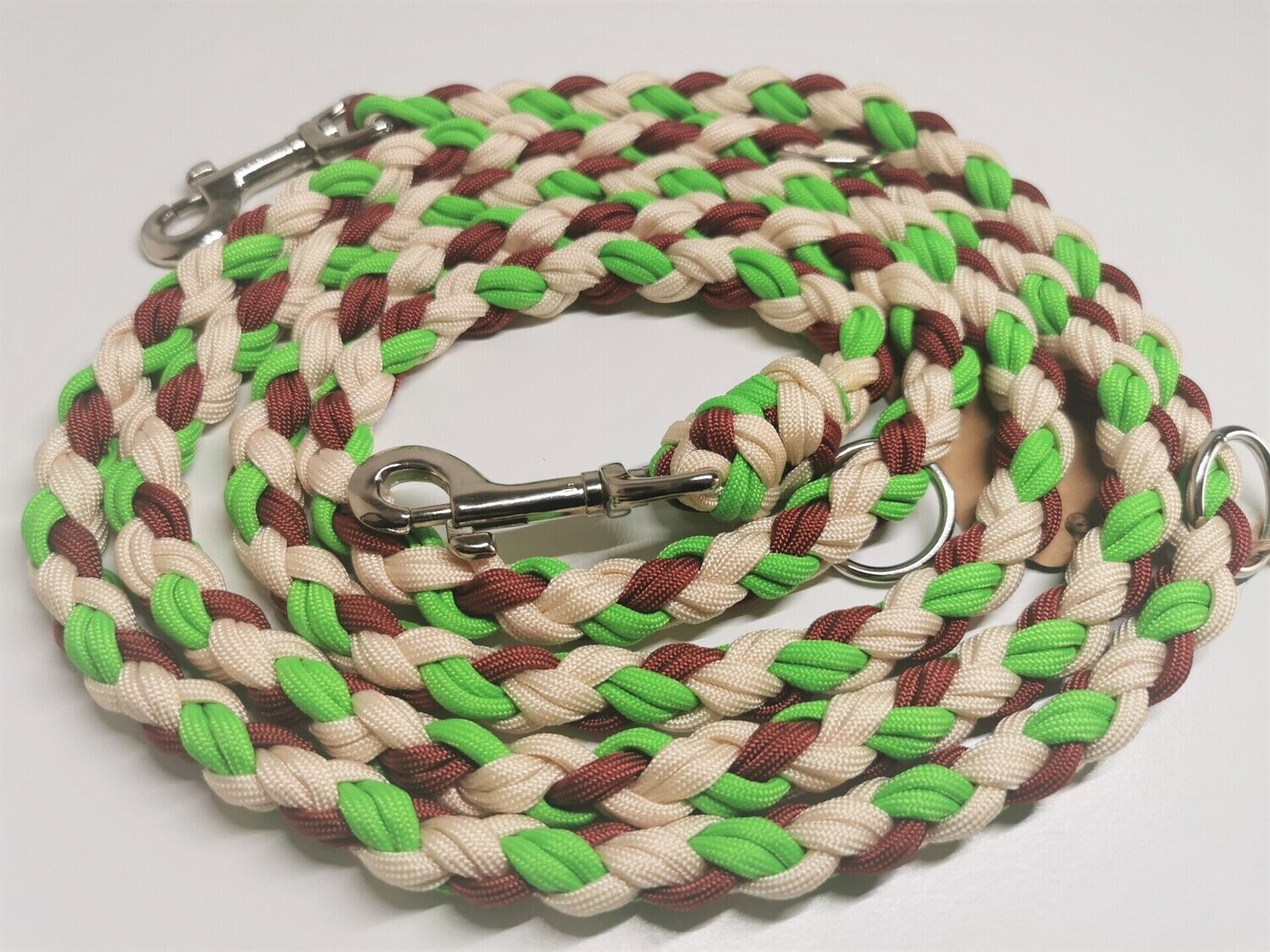 Leine Lukas Cream/Neon Green/Crimson