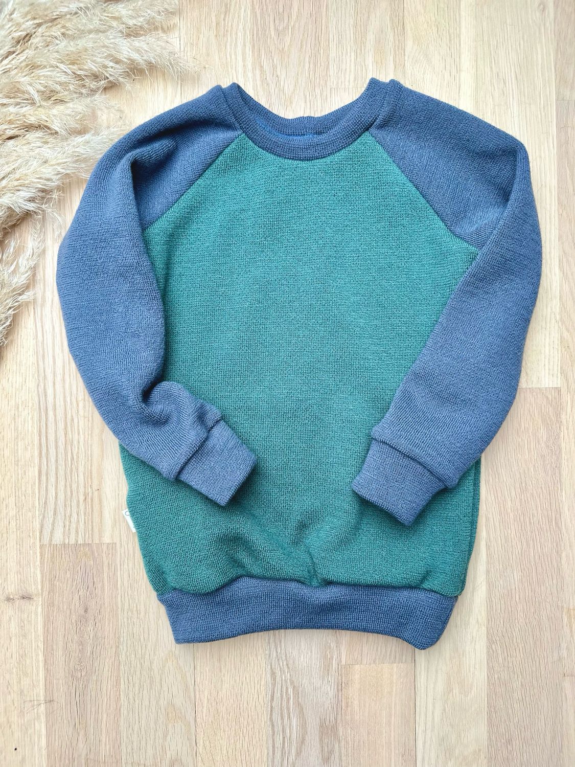 Woll-Sweater / Wollpullover (Pinie-Graublau)