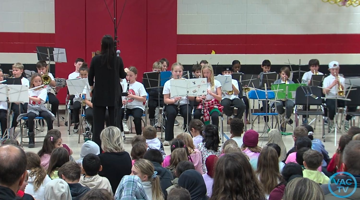 Lake Elmo Elementary School Winter Band &amp; Orchestra Concert 1pm - December 22, 2025  (DVD/BR)
