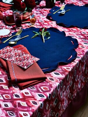 LIPS VINO TABLECLOTH