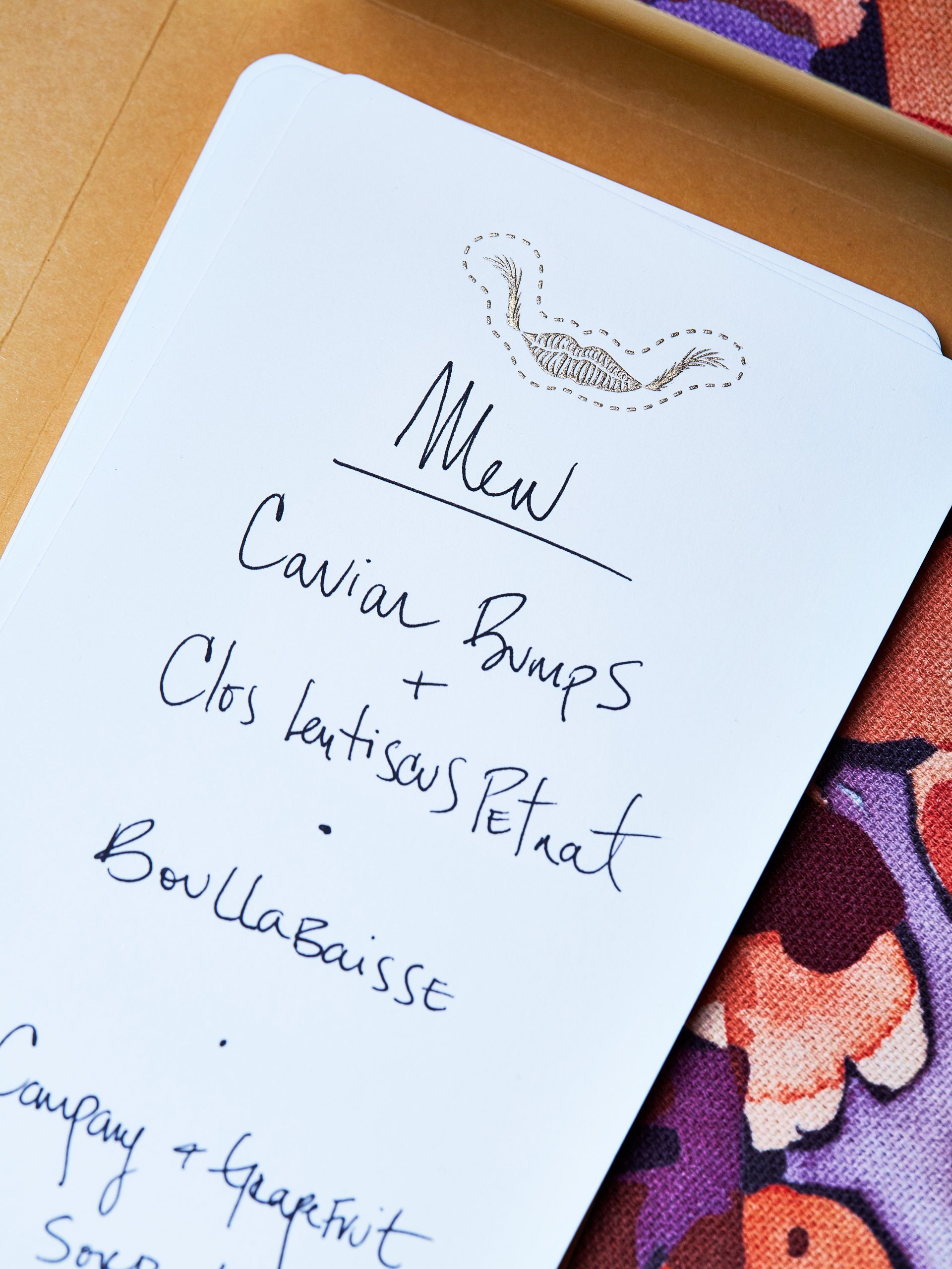 LIPS  STATIONERY SET