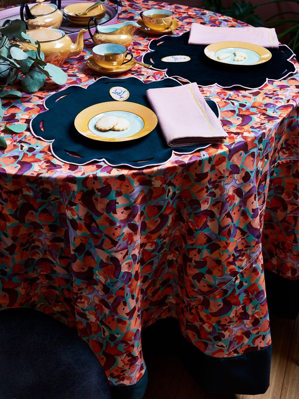 TABLECLOTHS