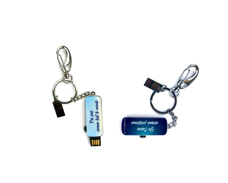 Clé USB porte-clé 'T’es pas comme tout le monde' 16 Go – Cadeau original et touchant, design aquarelle, expédiée en 2 jours, robuste et élégant