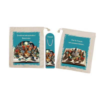 Sac à Livre Personnalisé « Livre d’Histoire » & Marque-Pages Assorti, Motif Village Médiéval, Personnalisation Prénom ?
