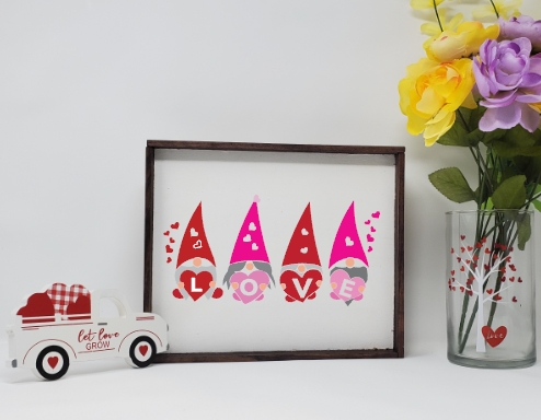 Love Gnomes Wooden Farmhouse Valentines Sign