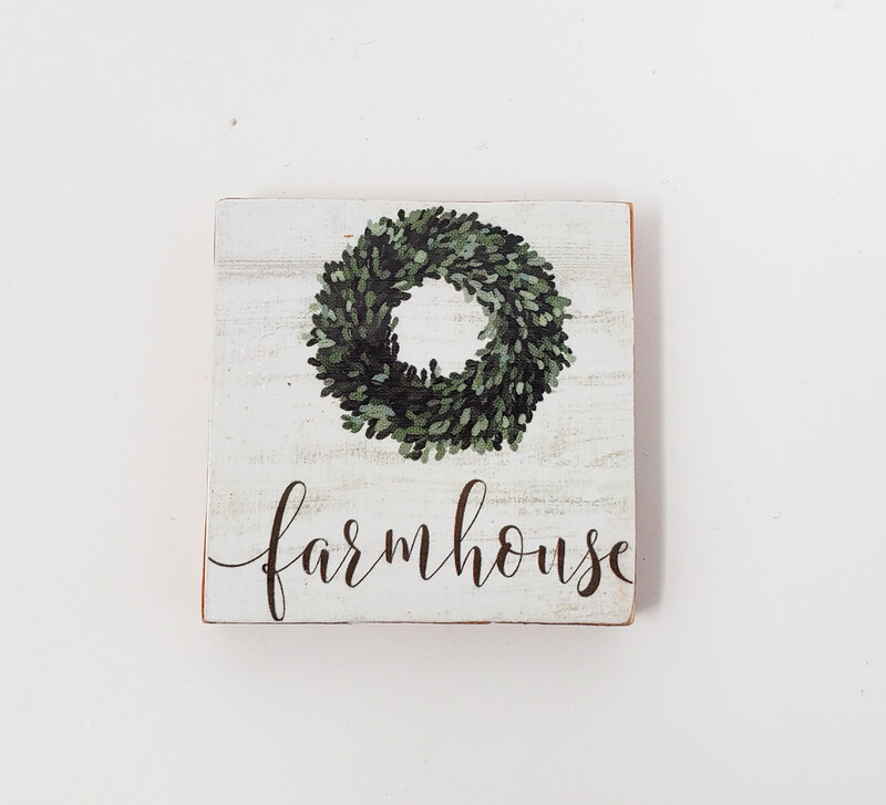 Farmhouse Christmas Mini Tiered Tray Signs