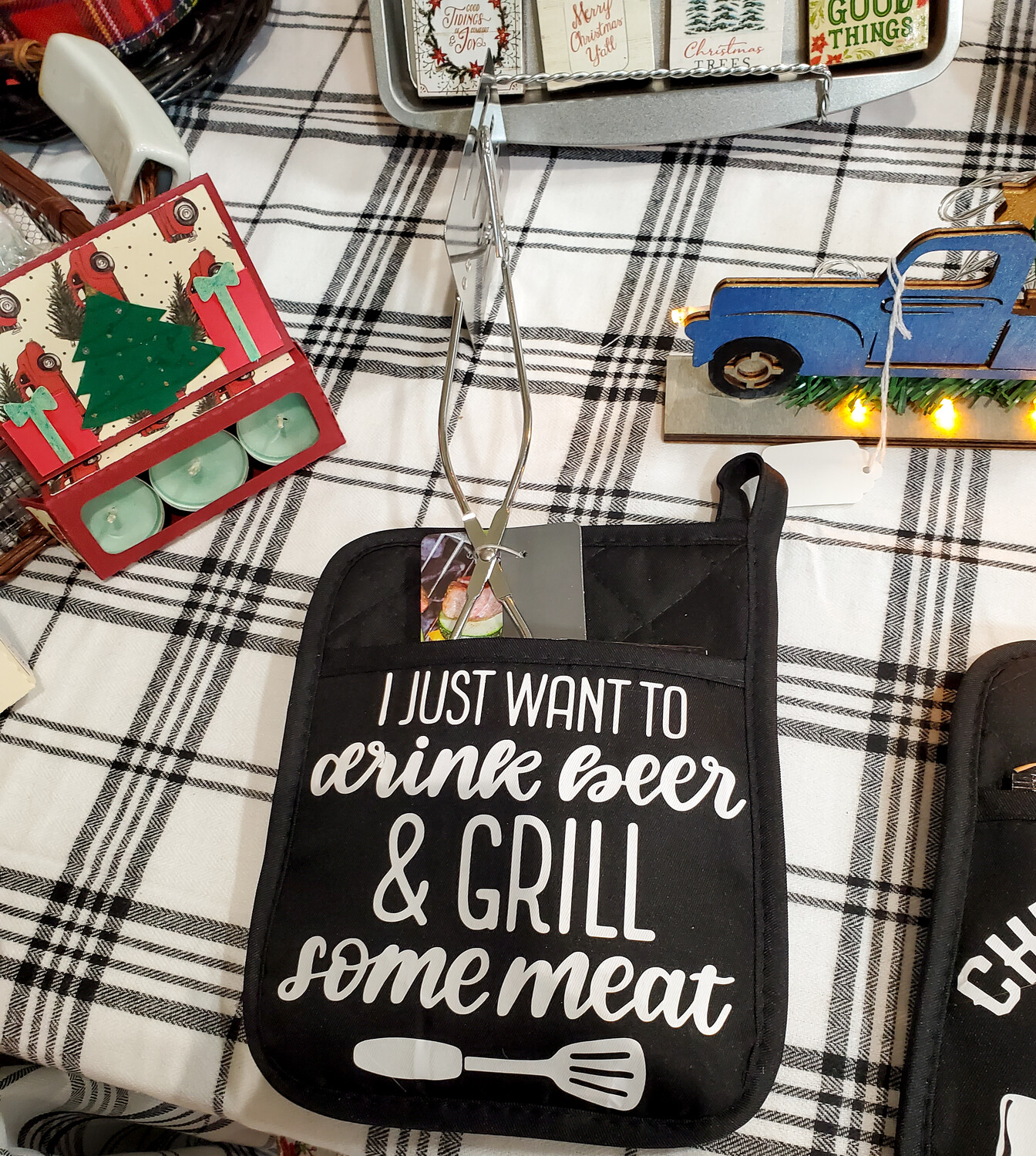 Pot Holder, Grilling Gifts, Drink Beer and Grill Meat, Christmas Gift, Gifts For Dad, Choose Color: Black