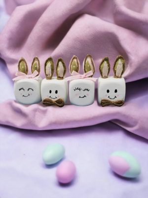 Marshmallow Bunny Tiered Tray Décor