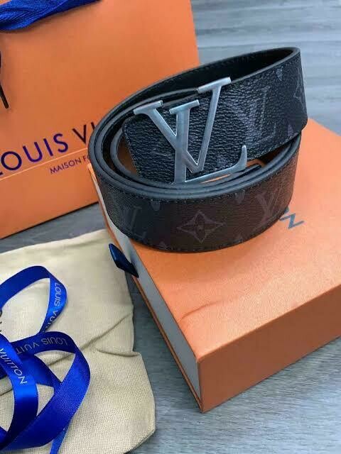 Luis Vuitton Belt