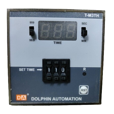 Dolphin Automation T-M3TH  3-Digit Timer 96 x 96 mm
