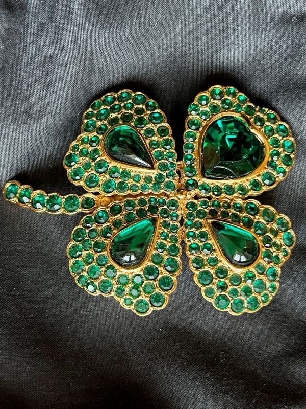 Yves SAINT LAURENT broche pendentif &quot;Trèfle&quot;