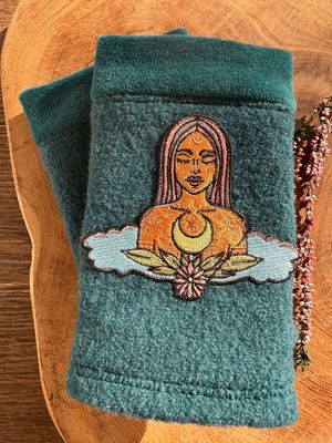 Mondfrau Pulswärmer