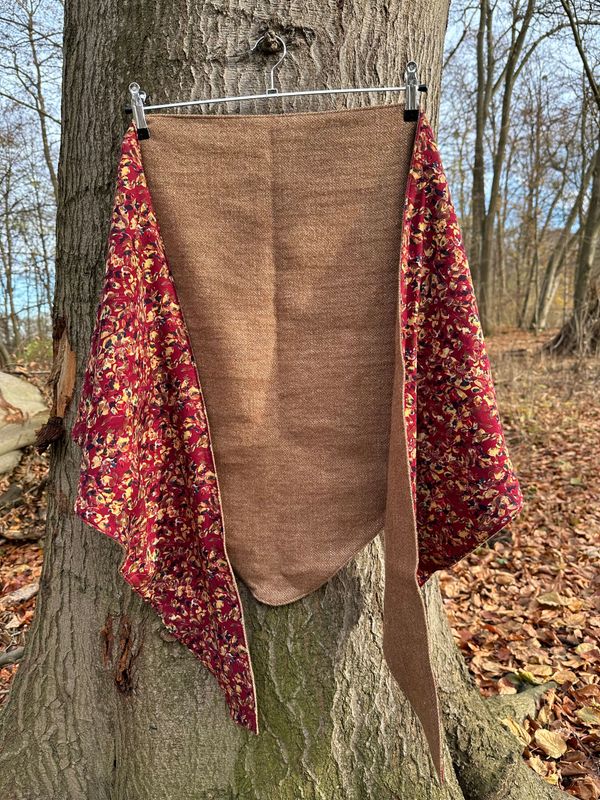 Dreieckstuch Mondblut Dreieckstuch Mondblut