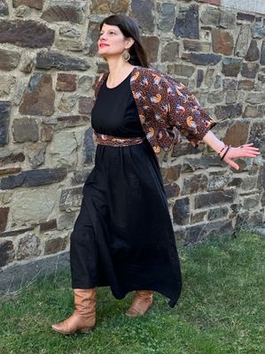 AUFRICHTUNG & WÜRDE – KIMONOS