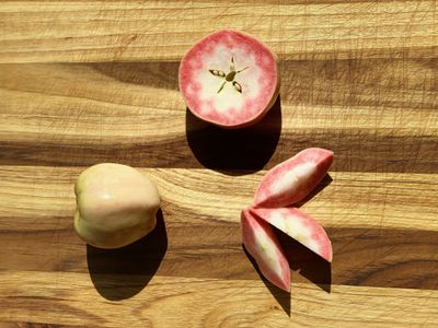 Organic Apples | Pink Pearl 10# Box