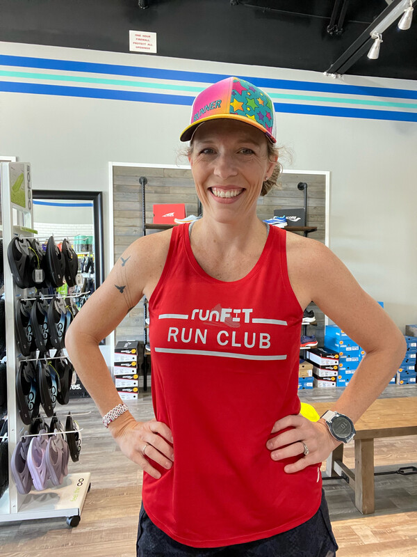 Brooks W RUNCLUB Tank