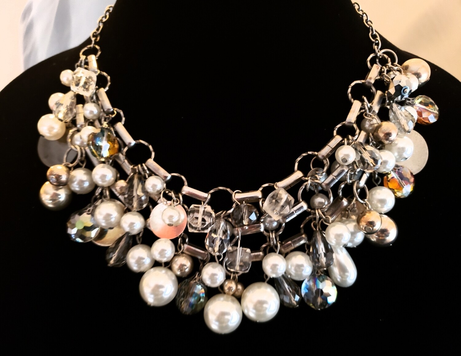 Champagne n Pearls Cocktail Necklace