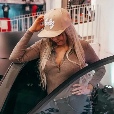 Feliz Classic Snapback Beige