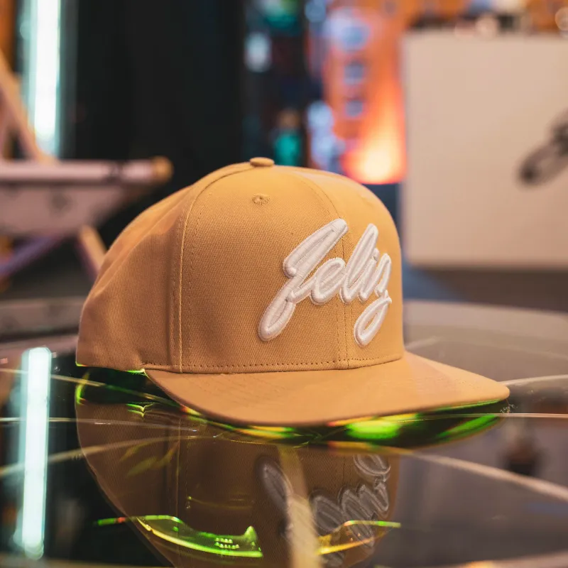 Feliz Classic Snapback Beige
