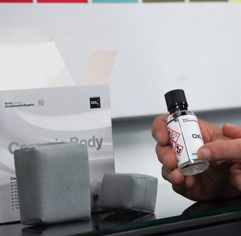 Ceramic Body Cb0.01 - Keramikversiegelung für lackierte Fahrzeugoberflächen 30ml