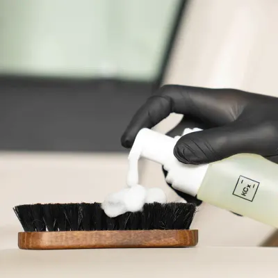 COLOURLOCK Leather Cleaner strong