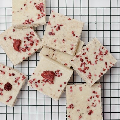 Kokos-Himbeer-Riegel vegan & glutenfrei & ohne raffinierten zucker