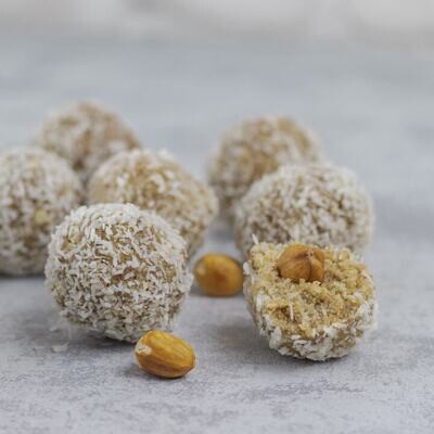 Cashew-Tahini-Balls