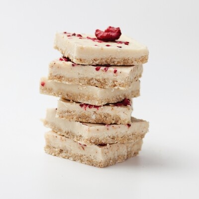 White-Choc-Raspberry Bar - 4er Pack Kokos-Himbeer-Riegel vegan & glutenfrei & ohne raffinierten zucker