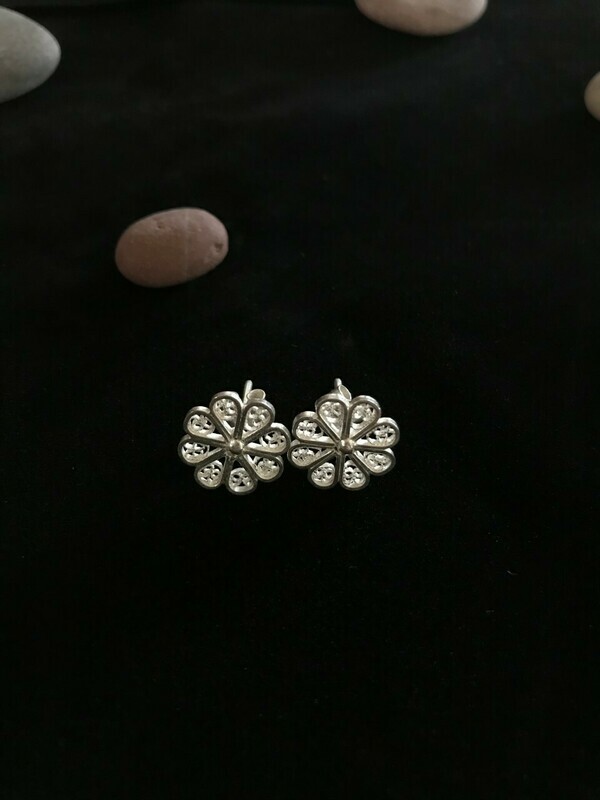 Silver Flower Earrings