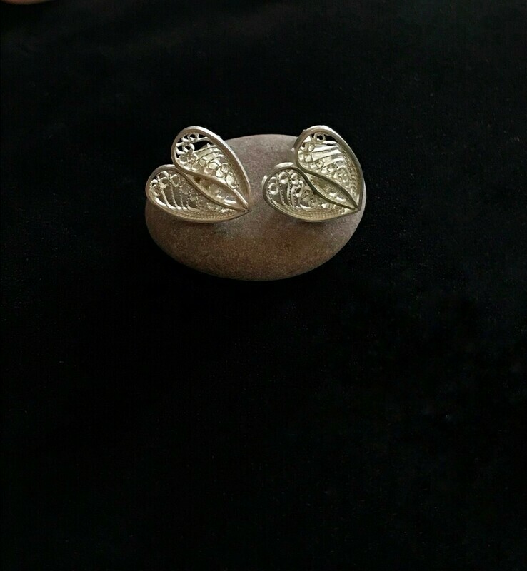 Filigree Stud Heart Earrings