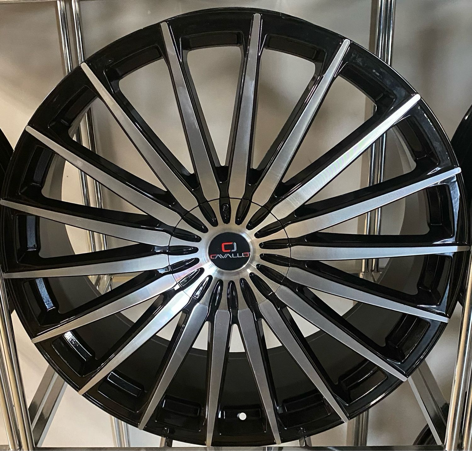 CAVALLO CLV-34 (GLOSS BLACK &amp; MACHINE)